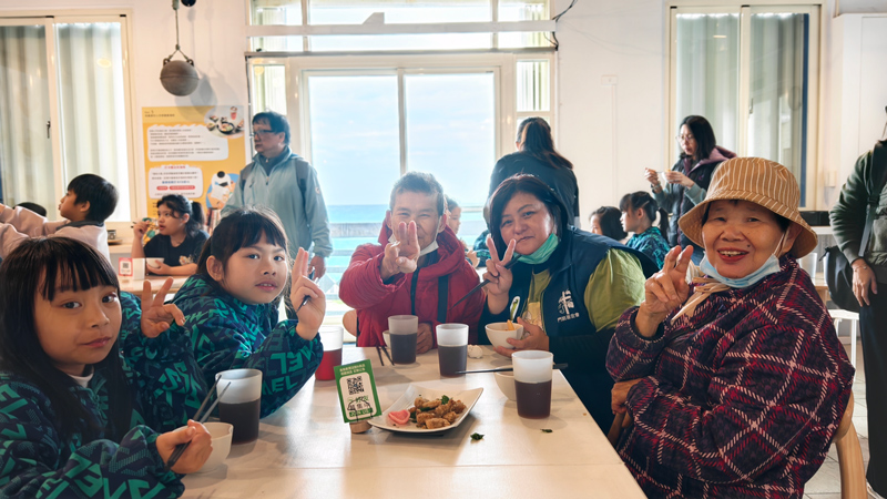 門諾基金會,新城工作站,失智據點,老幼共學,花蓮,秀林鄉,佳民國小,七星潭,洄游吧,長照服務,失智老人,失智長者