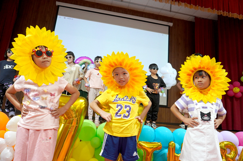 佳民國小老幼共學畢業典禮
