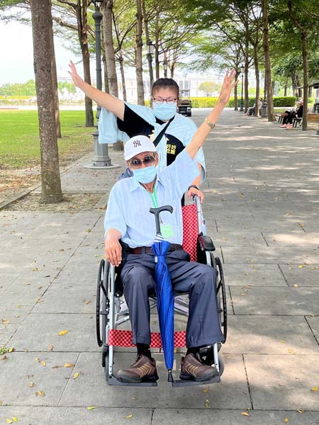 門諾基金會，門諾台南銀髮悠活園區，台南和順居老人住宿，長青學苑，台南長照， 和順日間照顧中心