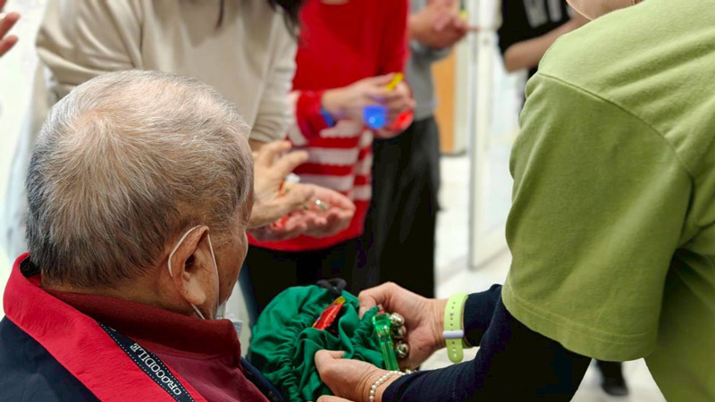 門諾基金會、聖誕聯歡、聖誕節、花蓮美崙照中心、報佳音、社區關懷、長照服務