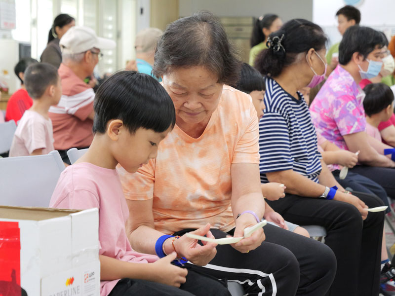 門諾基金會，長照服務，老幼共融，花蓮社區據點中心，吉安，瑞智學堂，社照C據點，新城，失智據點，美崙，身障樂活，咪咪幼兒園，運動會，千歲金剛，小金剛，復古，懷舊，童玩，扁擔，沙包，乒乓球，湯匙，社區服務
