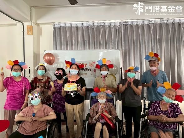 門諾和順日照中心-10–12 月壽星聯合慶生會